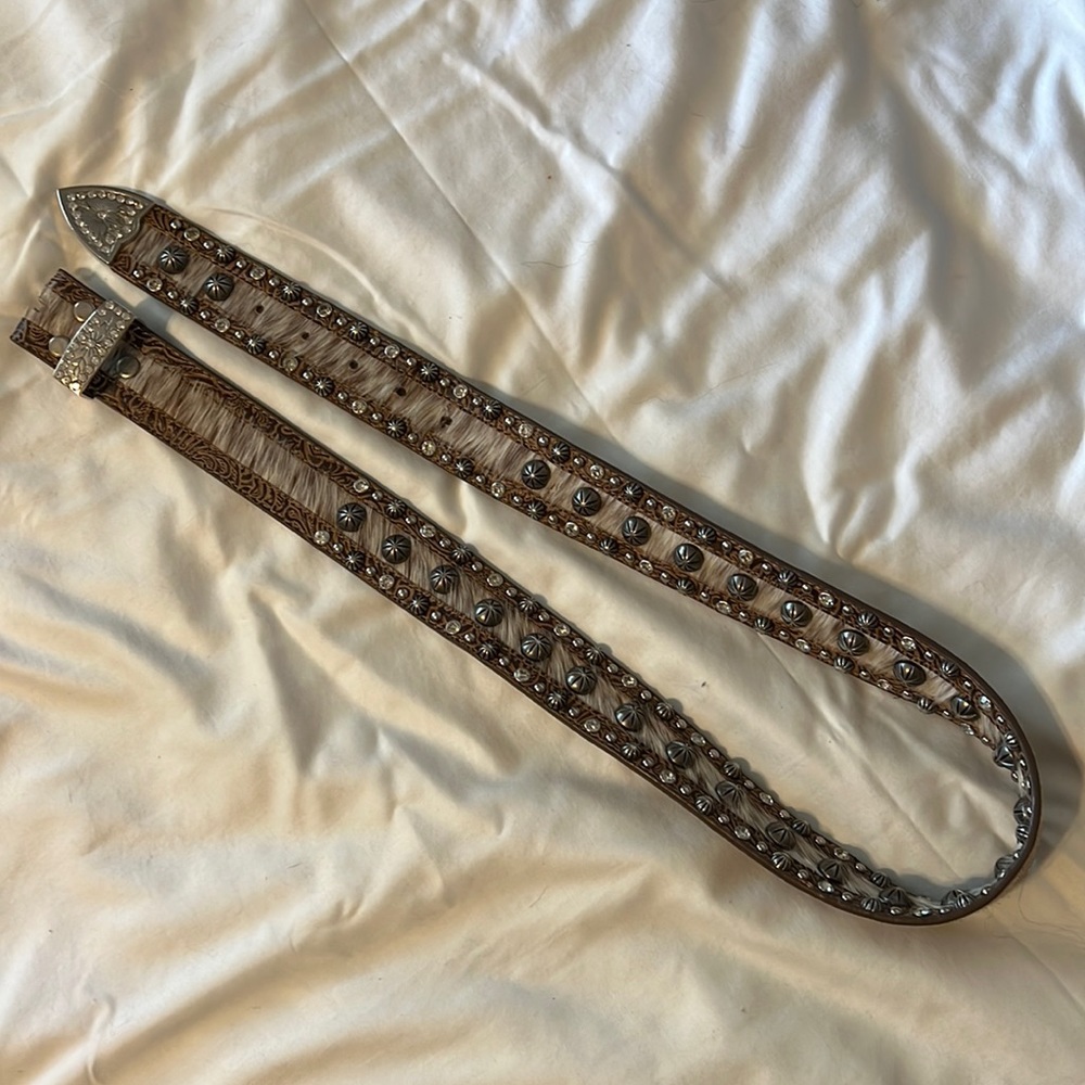 Womens belt size medium
